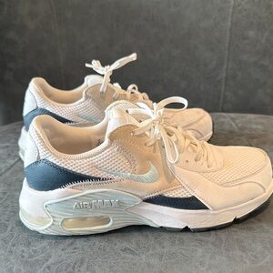 Nike Air Max Women’s White with Gray and Light Blue Accents
